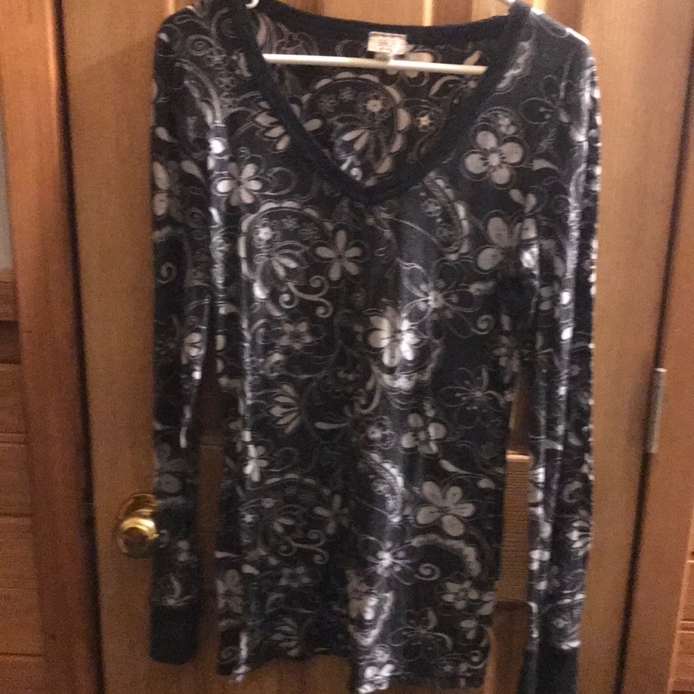 BKE long sleeve shirt
